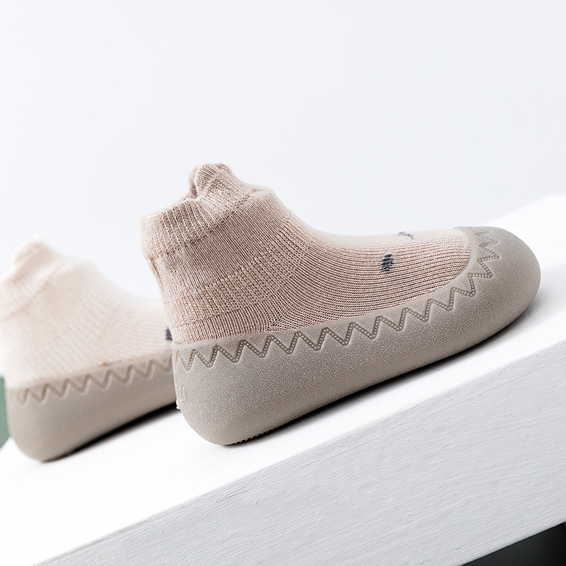 Zapato ergonómico primeros pasos