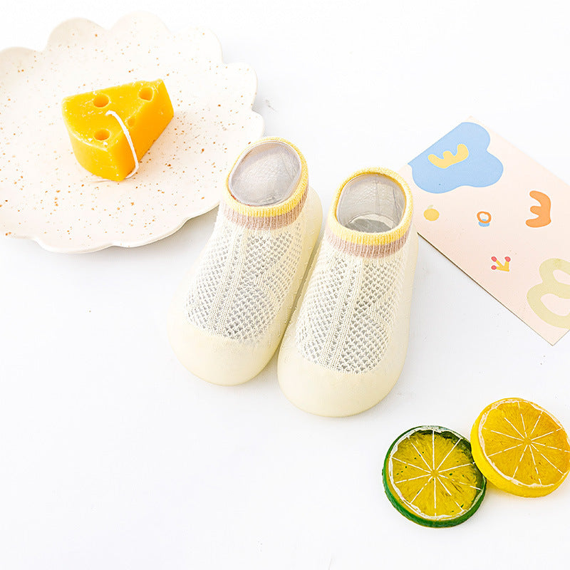 Zapato calcetín ergonómico para bebés color amarillo