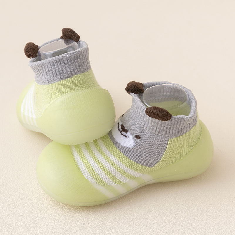 Zapato calcetín ergonómico para bebés color verde