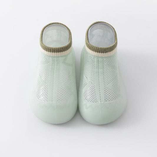 Zapato calcetín ergonómico para bebés color verde