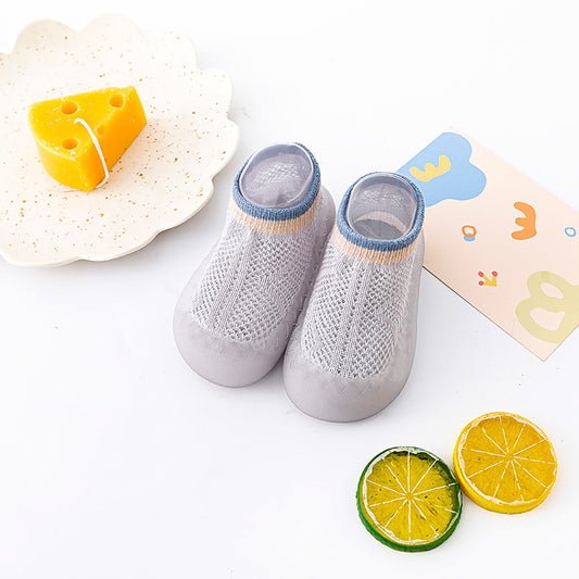 Zapato calcetín ergonómico para bebés color gris