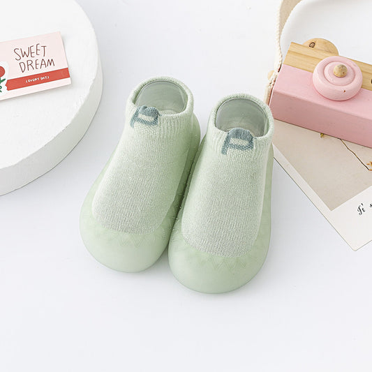 Zapato calcetín ergonómico para bebés color verde